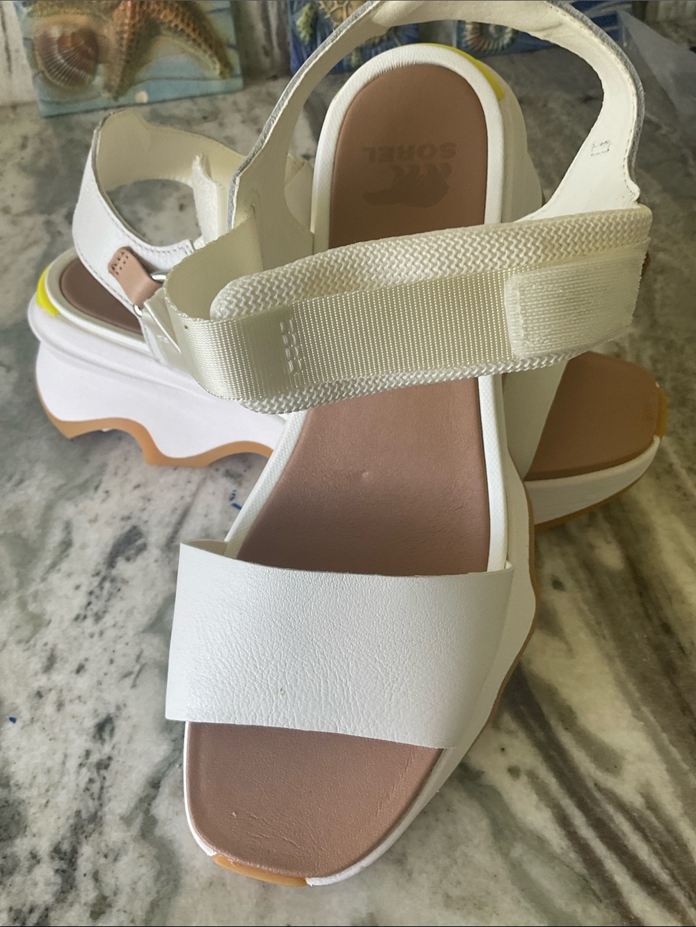 NWOT SOREL KINETIC White Platform Sandals with Yellow Heel Accent - Picture 2 of 7
